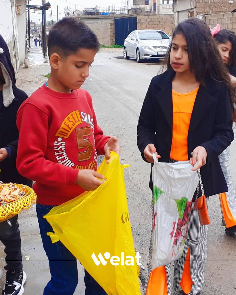 WelattvKu's tweet photo. 📸 - Cejna Remezanê li Qamişlo
- Zarok bi cejnê kêfxweş in
#Cejin
#Qamişlo
#Kurdistan
#Syria
#WelatTV https://t.co/6MU1aTgv3U