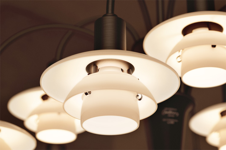 on-light tweet media