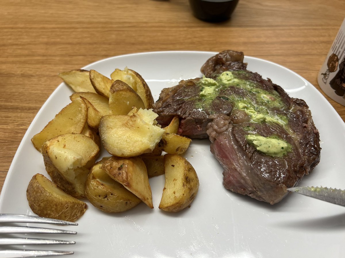 SIONA Sionalski tweet media