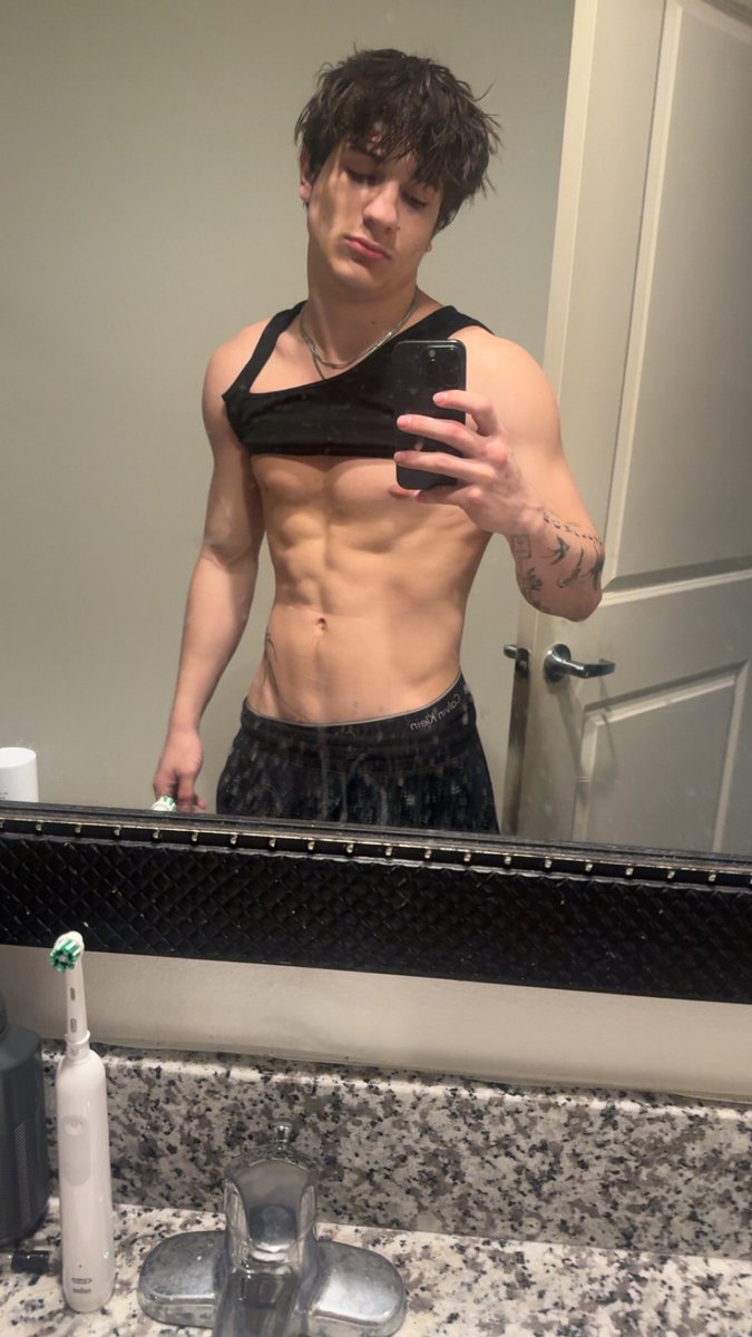 Master Jace tweet media