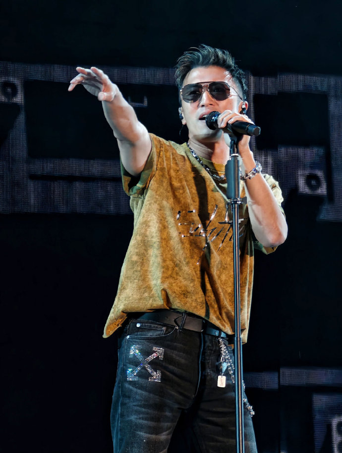 Kyle West tweet media