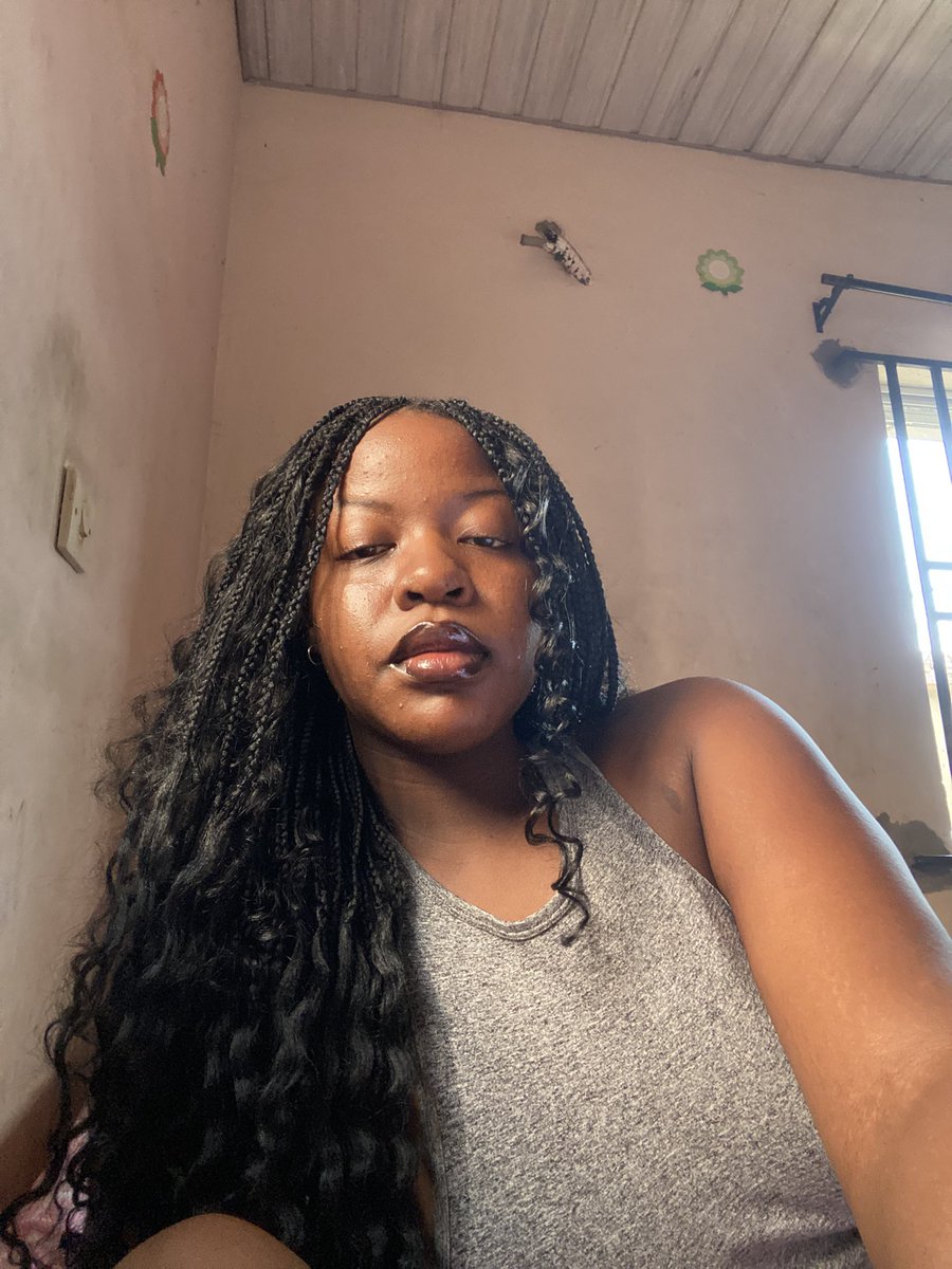 Desire—god! 🌱🏳️‍🌈👩🏽‍❤️‍💋‍👩🏾 tweet media