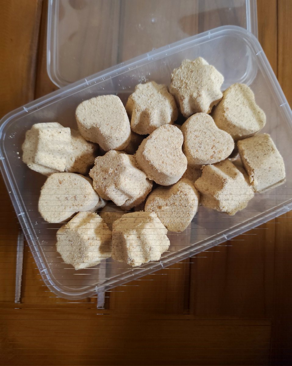 𝙏𝙞𝙣𝙖 tweet media