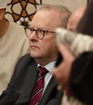 Coalition Tea Lady tweet media