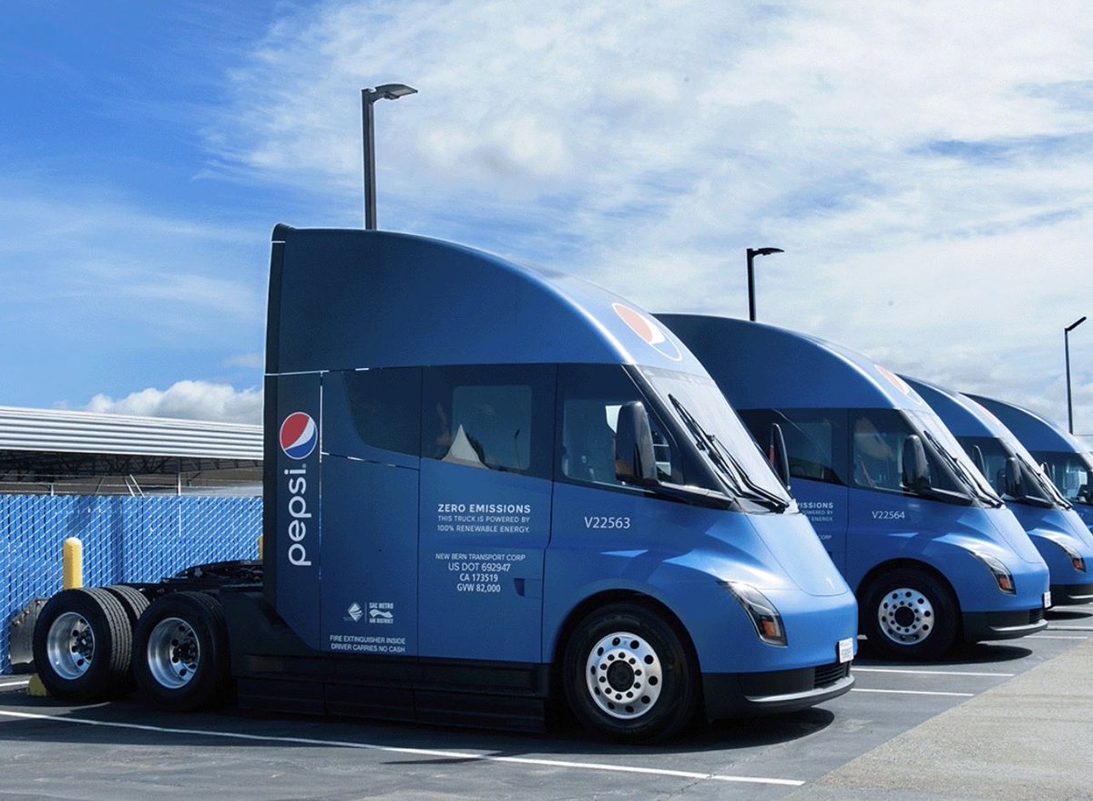 Chillin Effect tweet media