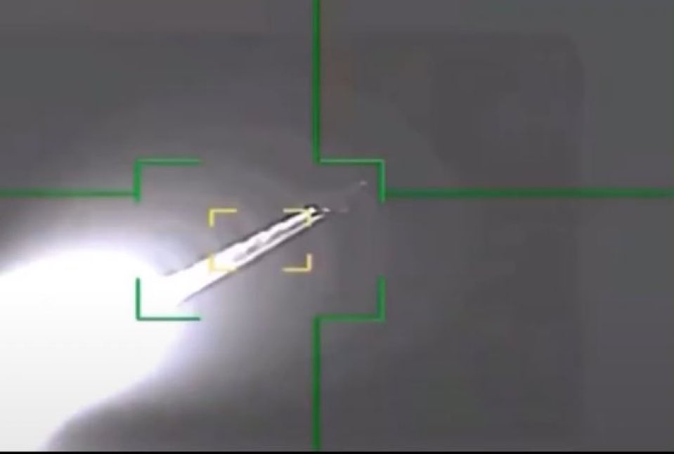 Aegis ☭ 🔻 tweet media