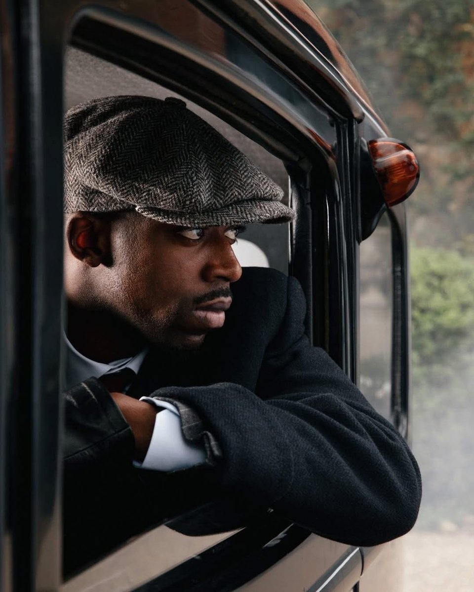 Footballtweet's tweet photo. 🚨 Ousmane Dembélé in PEAKY BLINDERS mode. 😍🇫🇷 https://t.co/EmZTLALfdW