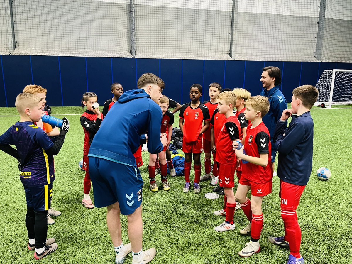 Sky Blues in the Community tweet media