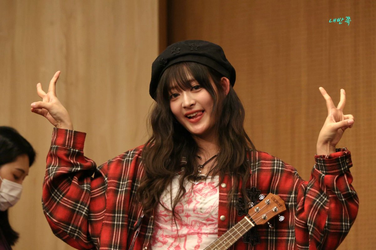 내반쪽 tweet media