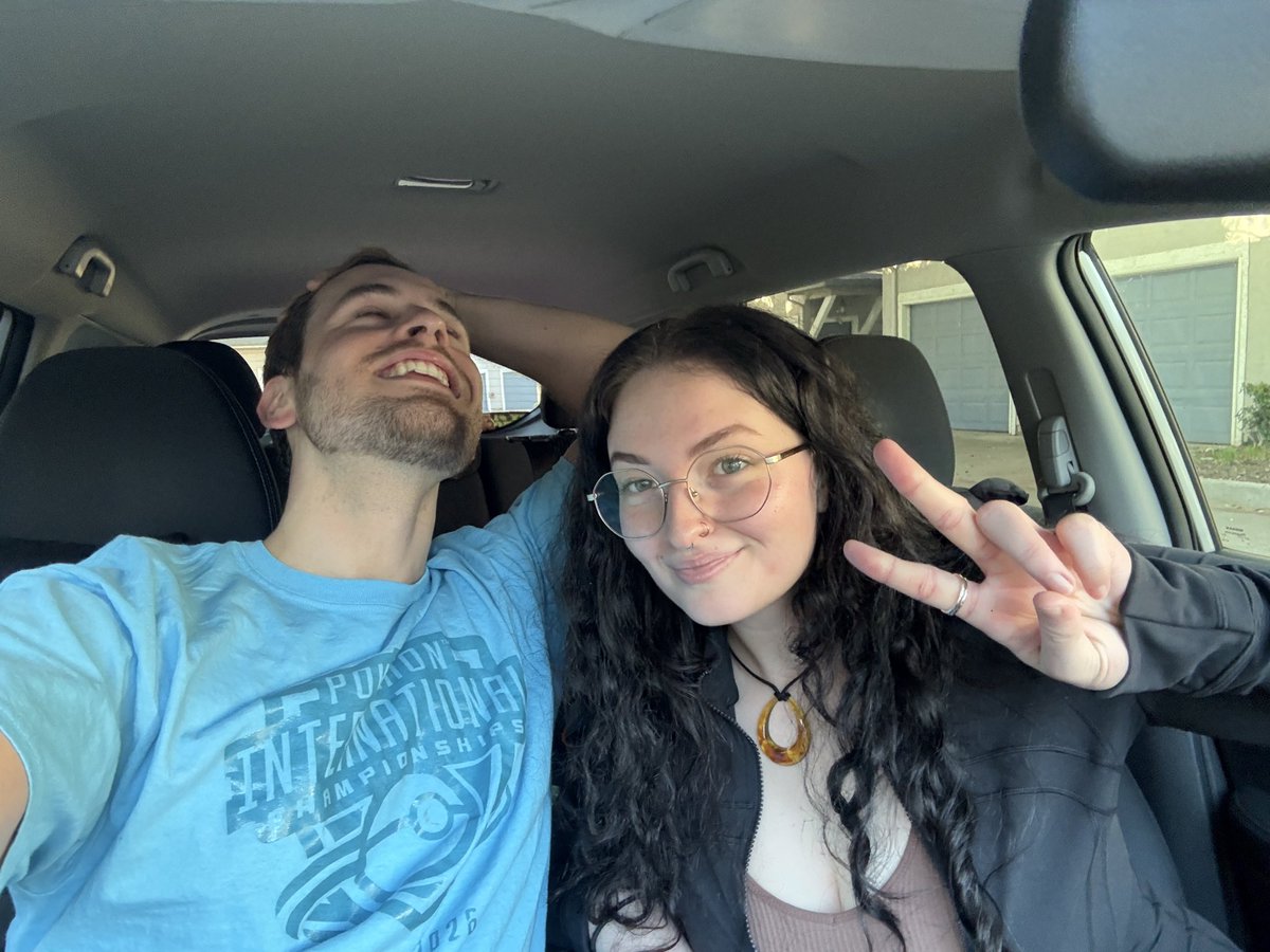 Dan (6 foot 3) 🔜 Houston tweet media