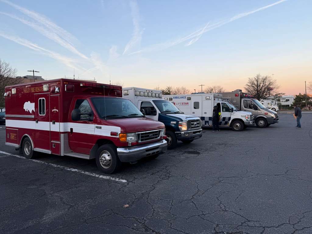 US Ambulances for Ukraine NFP tweet media