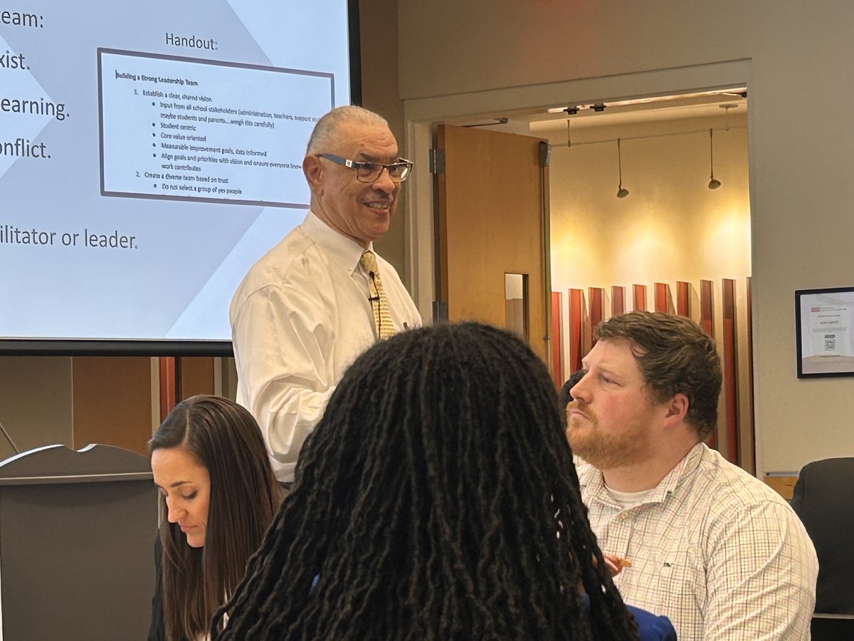 tomwilliams777's tweet photo. ⁦@NCPrincipals⁩ Accelerated AP Cohort 5 is amazing. Thanks to the superintendents for investing these leader’s journey. ⁦@ncsupers⁩! Love this group! https://t.co/jmeIqtLazm