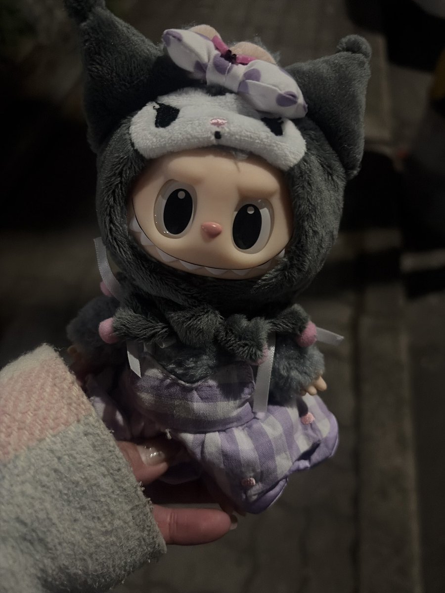 어떤 분이 생각나는 라부부 🩵