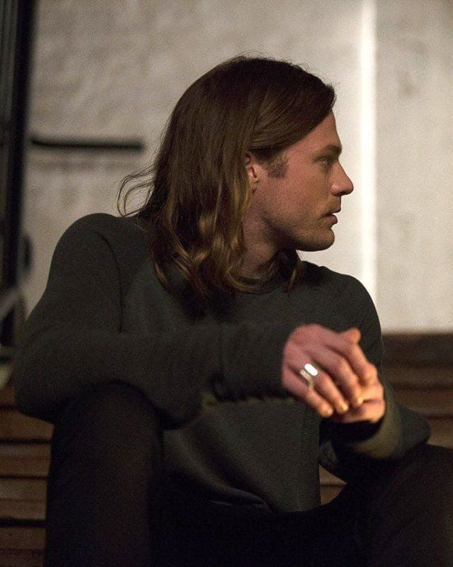 𝓩𝐄𝐔𝐒. tweet media