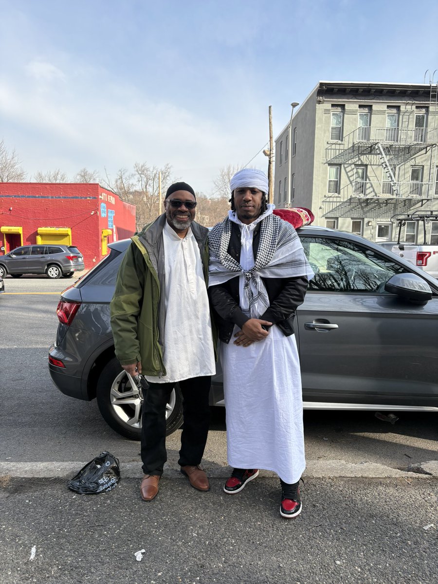 _WordSmiff_'s tweet photo. The customary Pops &amp; I Ramadan Flick! https://t.co/cZtt2xJ4Mw