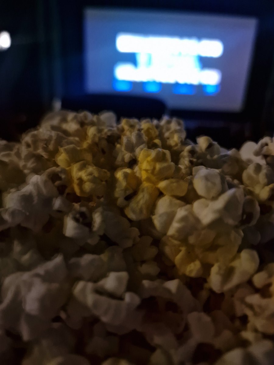 sim 🕷 tweet media