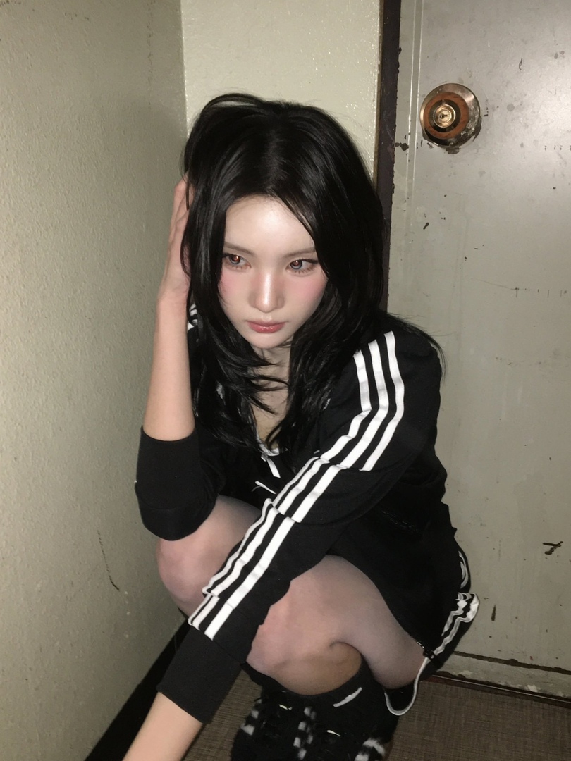 Base umum bisa follow @cornerfess tweet media