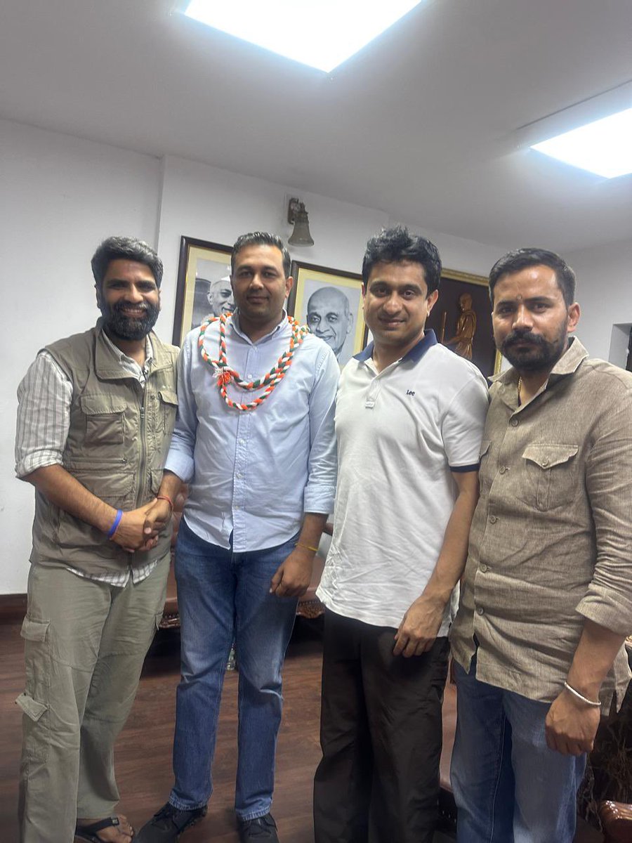 Indian Youth Congress tweet media