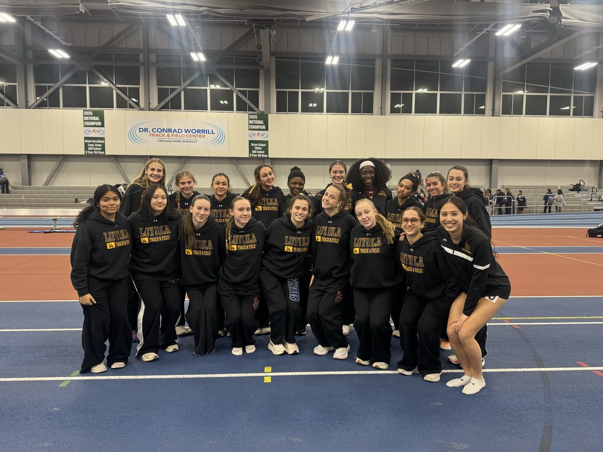 Loyola Girls' XCTF tweet media