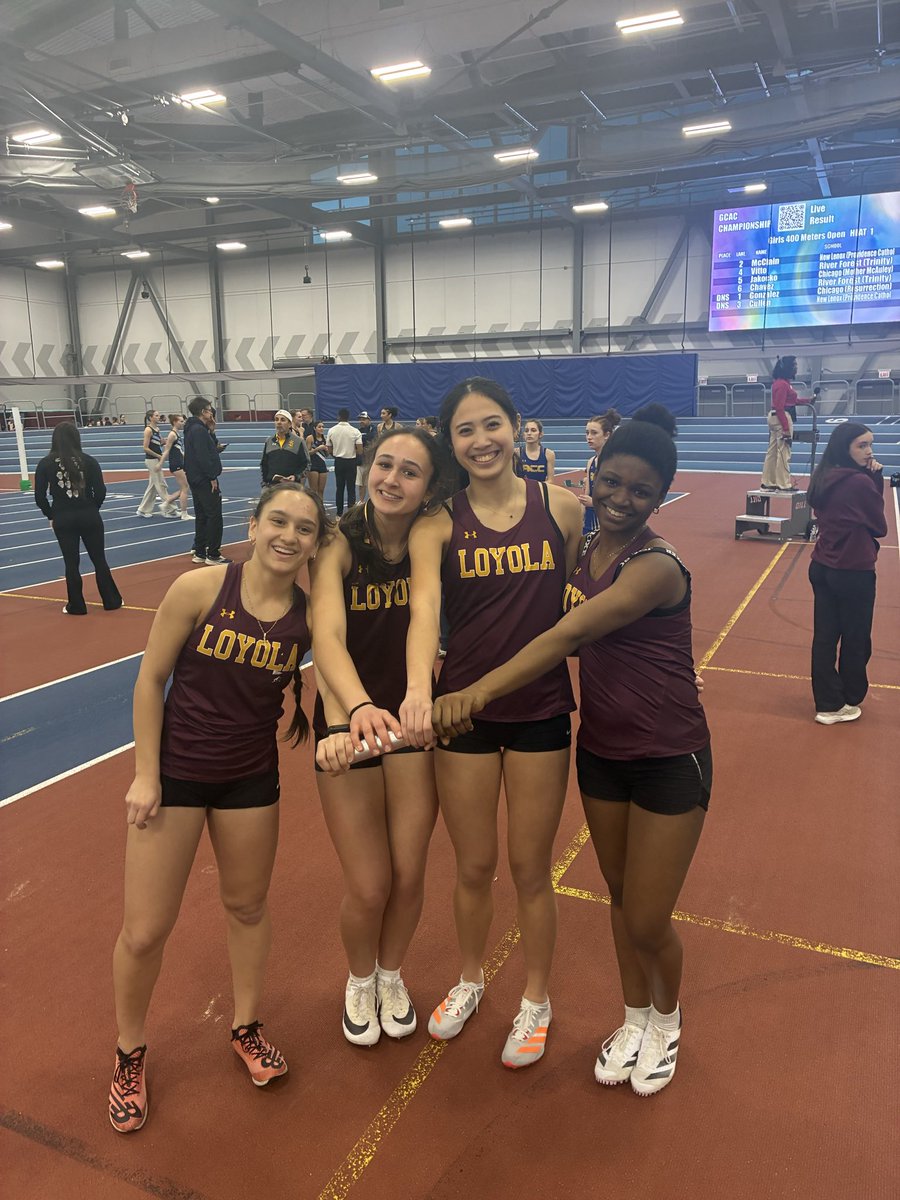 Loyola Girls' XCTF tweet media