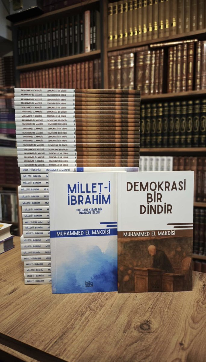 Hayırlı bayramlar, Allah subhanehu sizlerden ve bizlerden kabul etsin..

Bayram hediyesi olarak 4 kişiye resimde ki setten göndermek istiyorum inşaAllah.
Şart olarak RT yapmanız yeterli.🌻