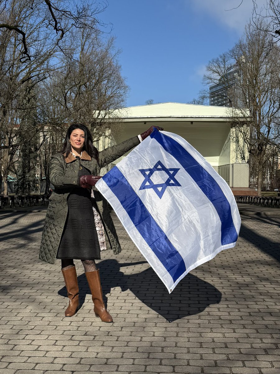 Rawan Osman روان عثمان tweet media