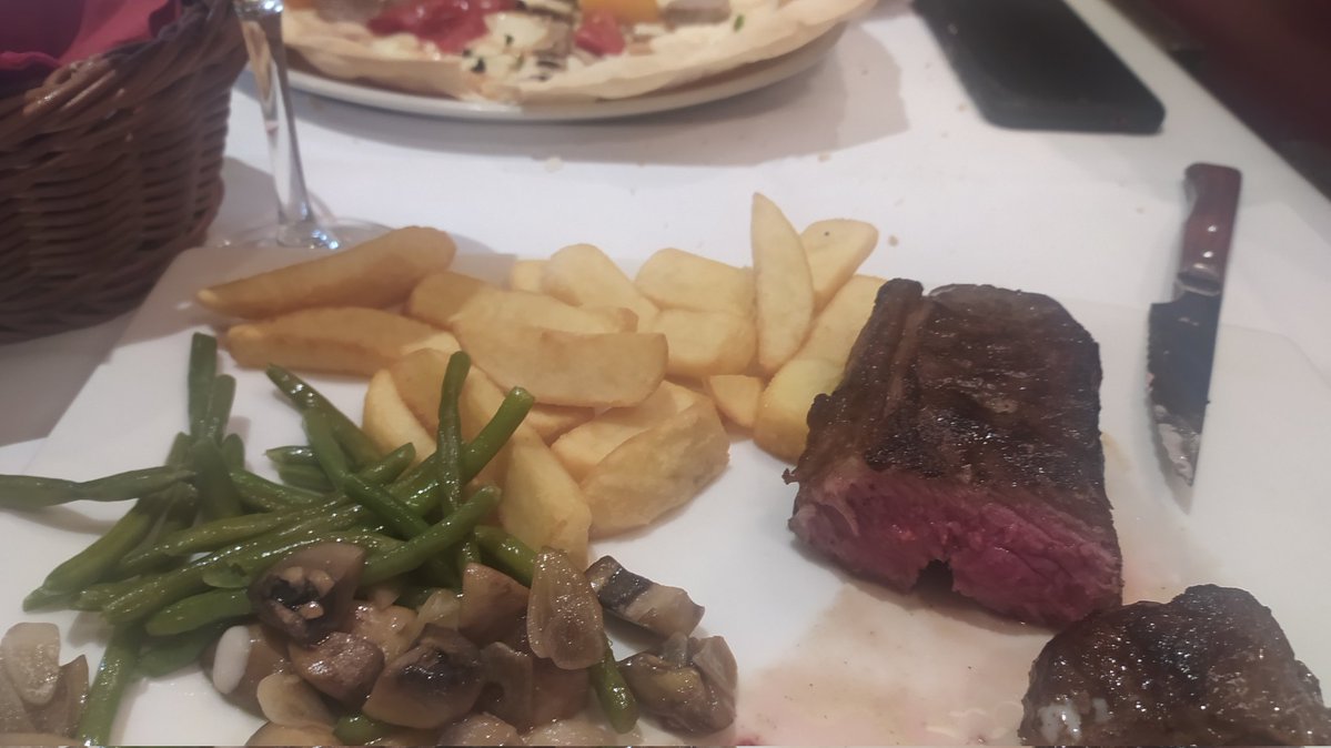 Española @Unha327 tweet media