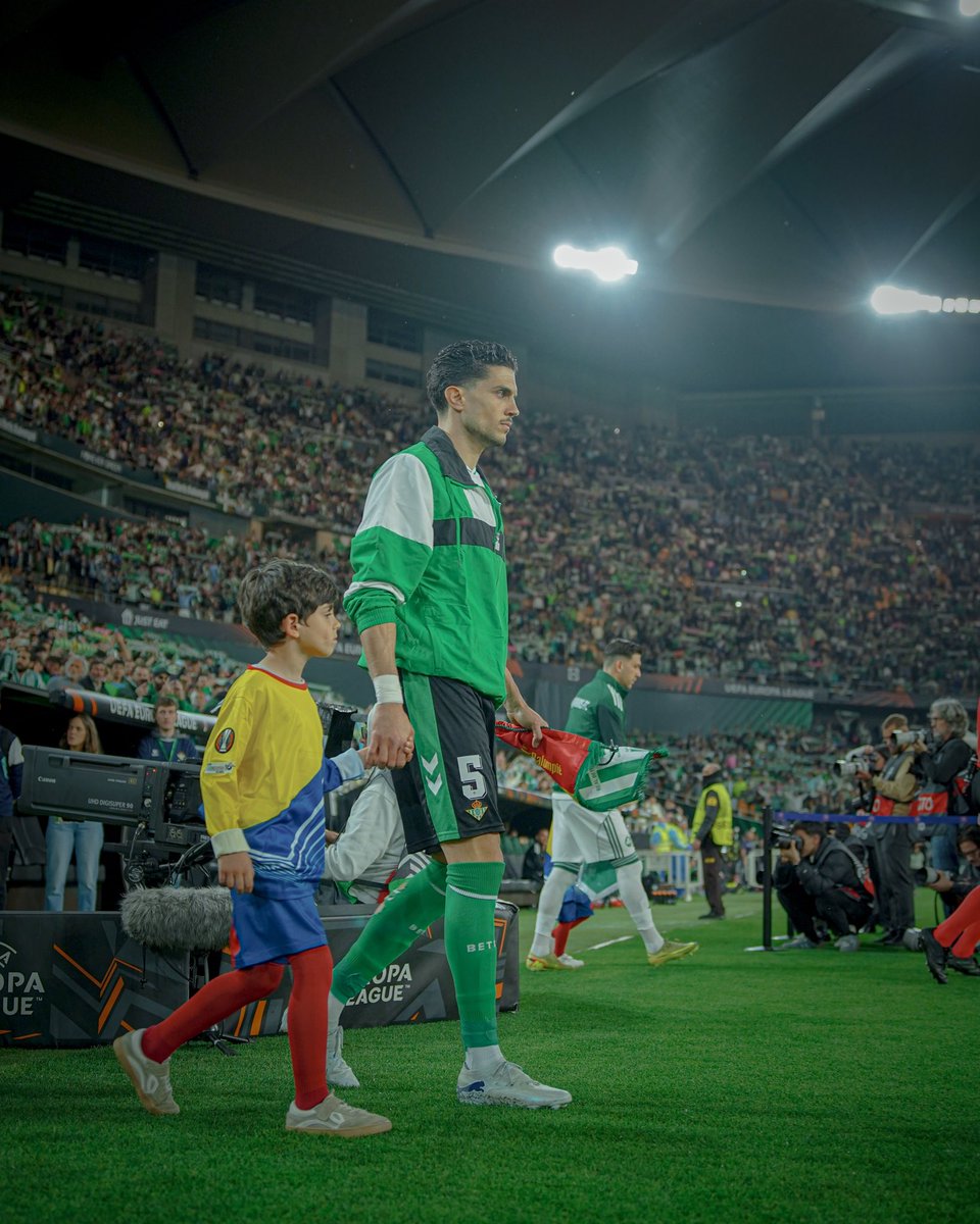 Marc Bartra tweet media