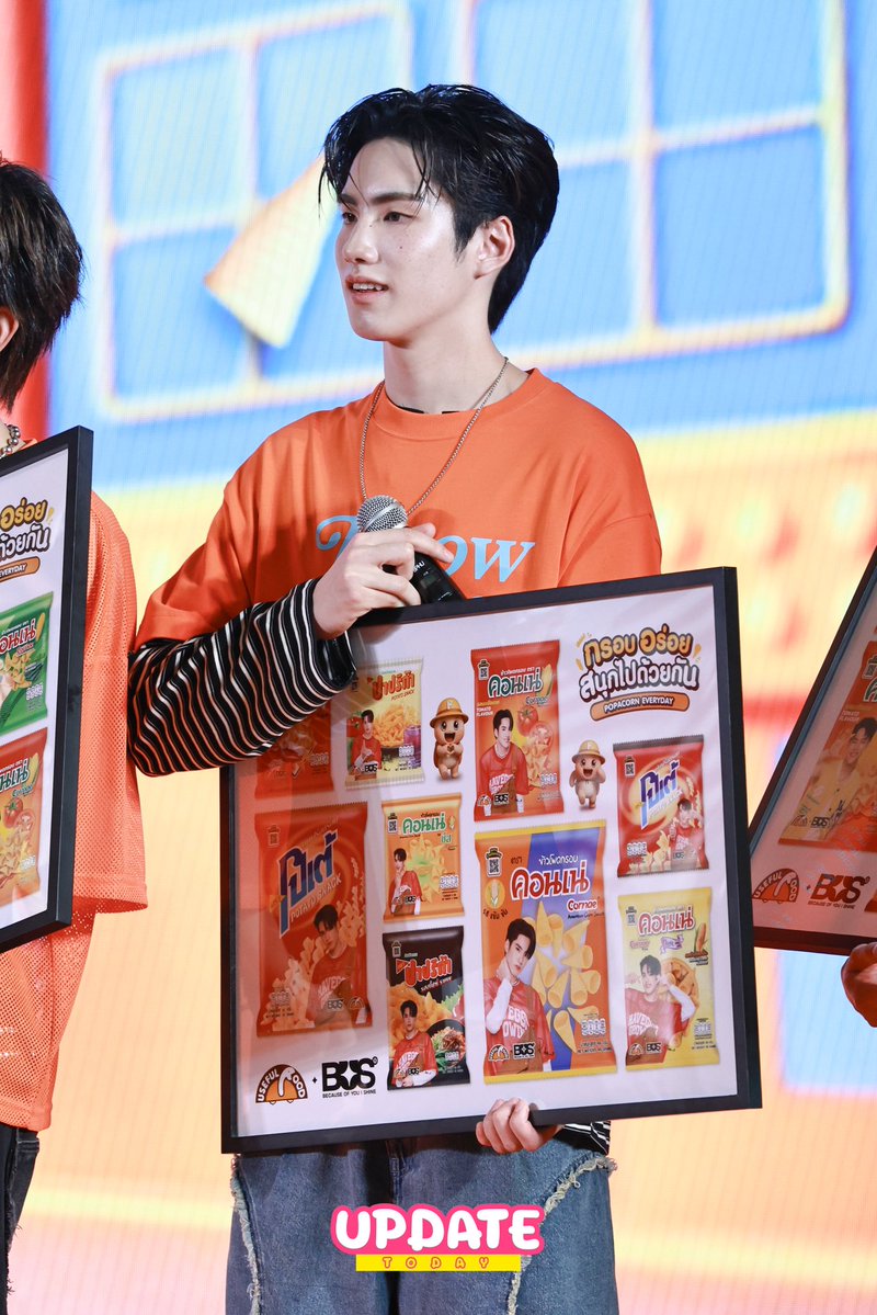 UPDATE TODAY tweet media