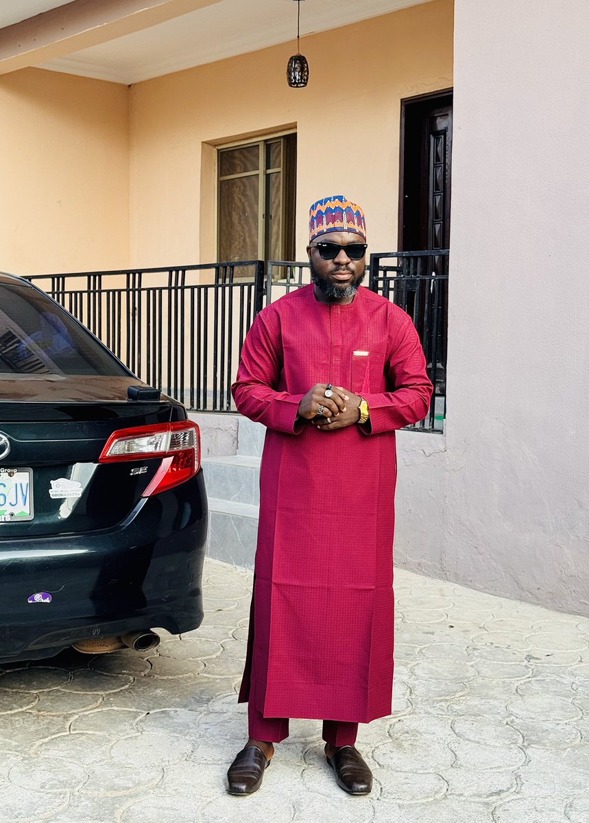 Táíwò Àlàbí ℍ𝕆𝟚 tweet media