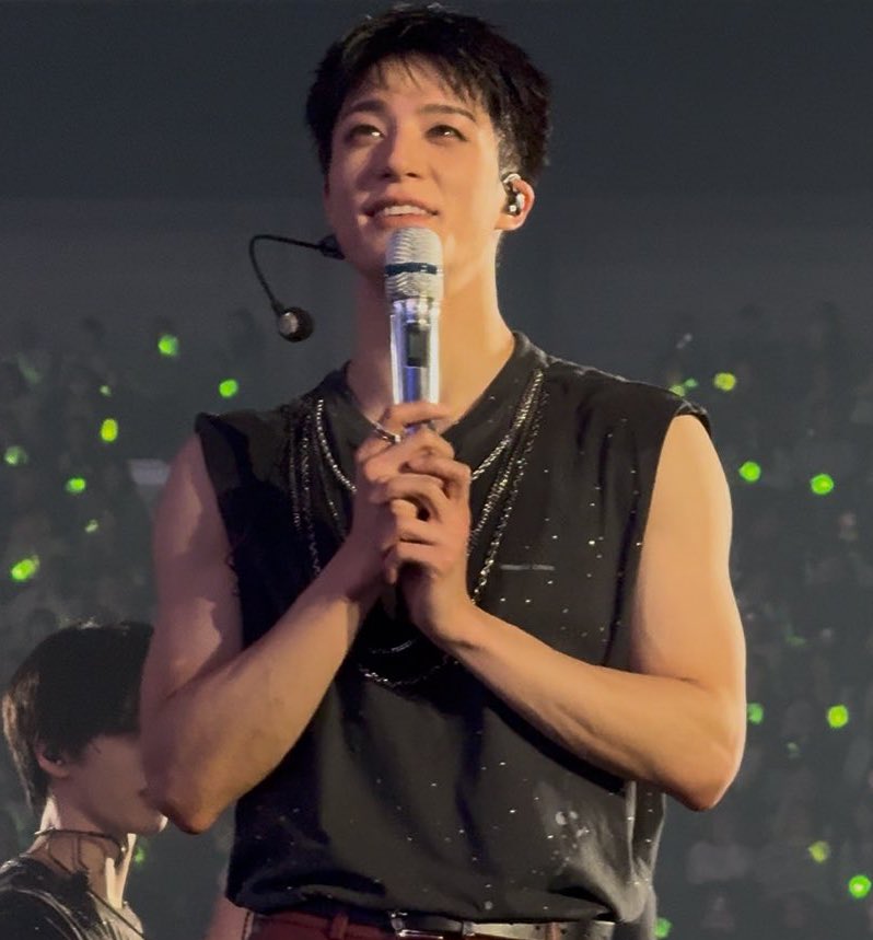 สายตาเจโน่ตอนมองแจมินบนจอคือเกินควบคุมแล้วอะ