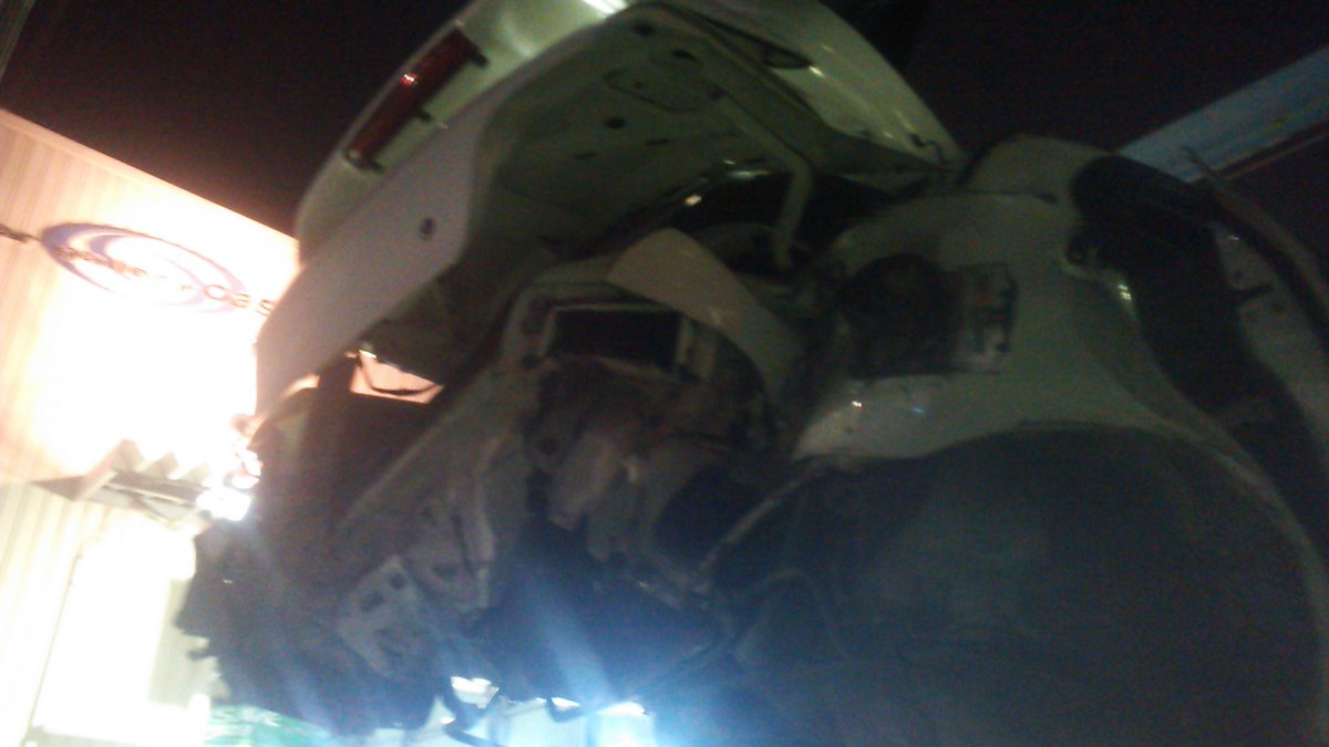 謎びび@ tweet media