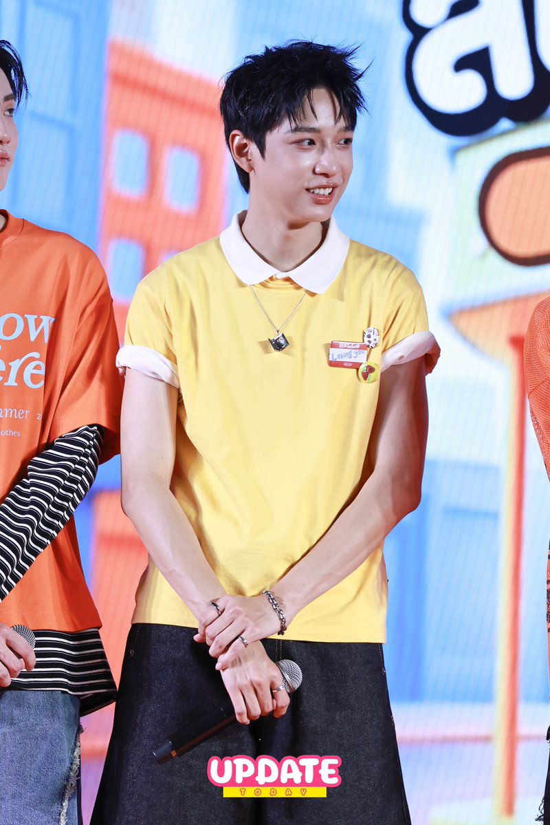 UPDATE TODAY tweet media