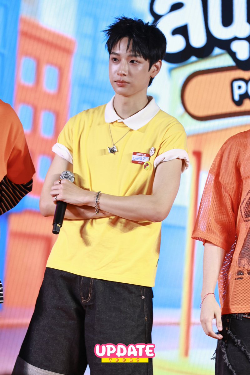 UPDATE TODAY tweet media