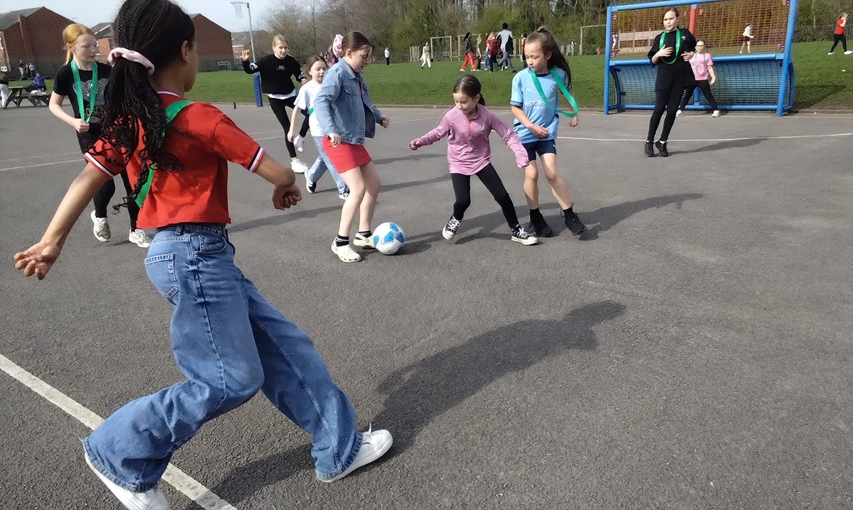 Miss Offord tweet media