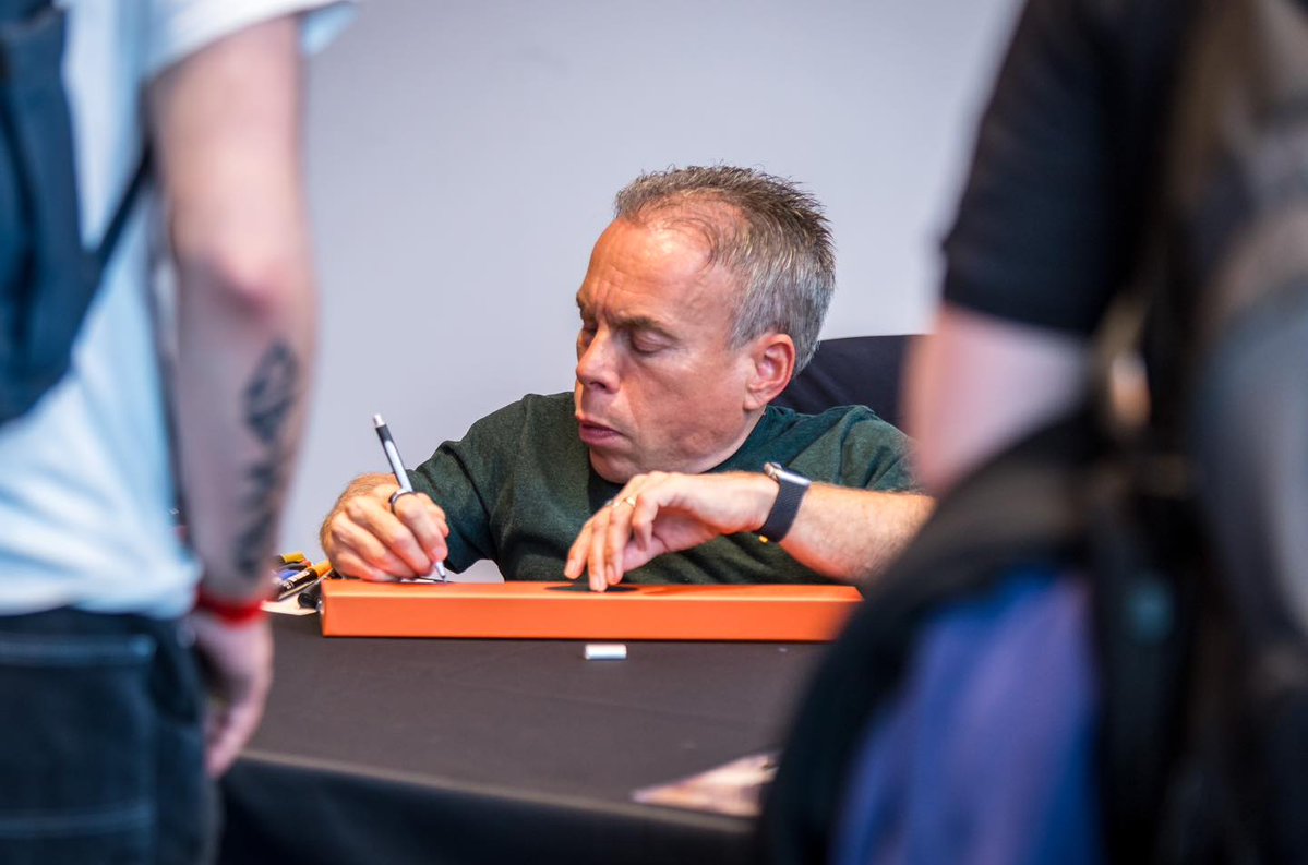 Comic Con Wales tweet media