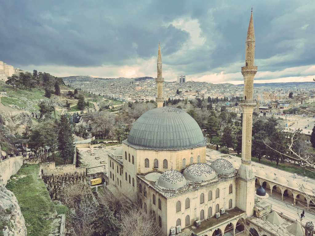 Hayat, ölüm ve ibadet üçgeni