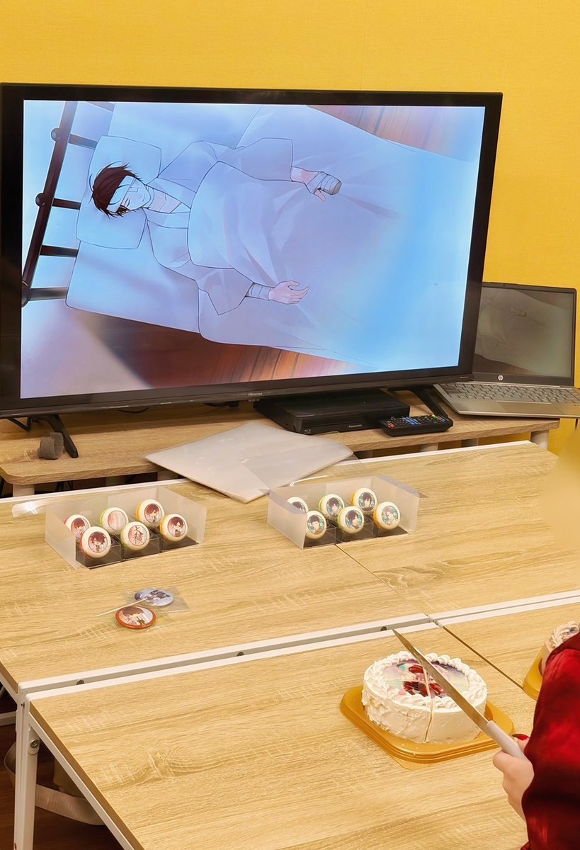 おにこ tweet media