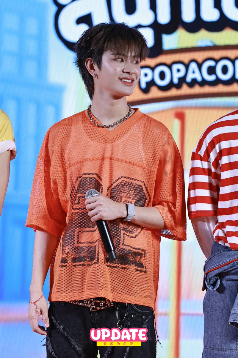 UPDATE TODAY tweet media