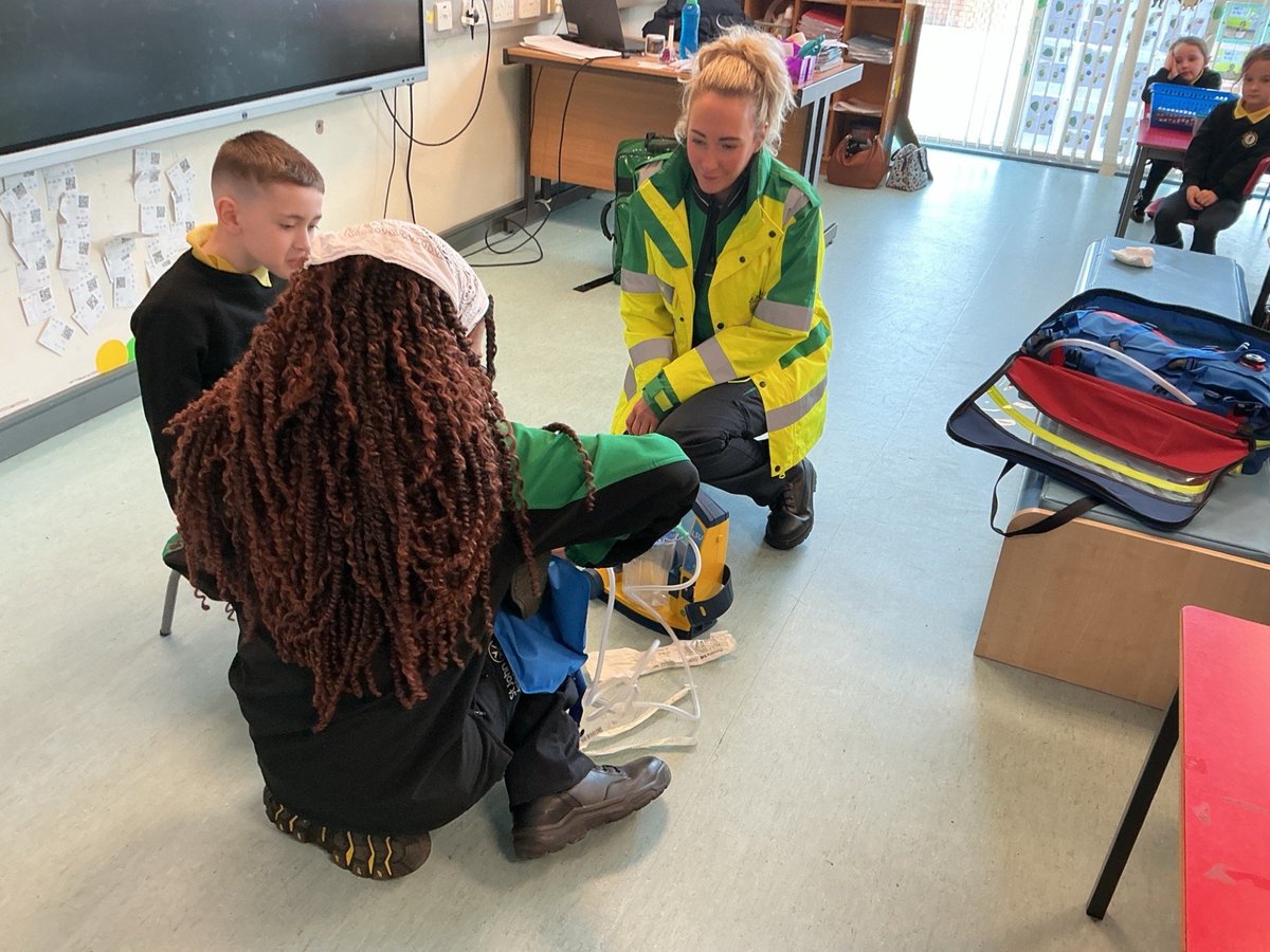 Christ the Redeemer tweet media