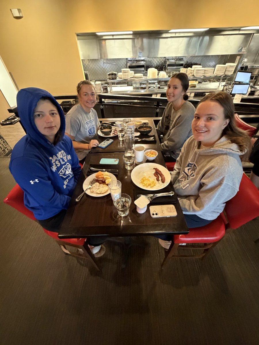 𝐃𝐚𝐤𝐨𝐭𝐚 𝐖𝐞𝐬𝐥𝐞𝐲𝐚𝐧 𝐖𝐁𝐁 tweet media