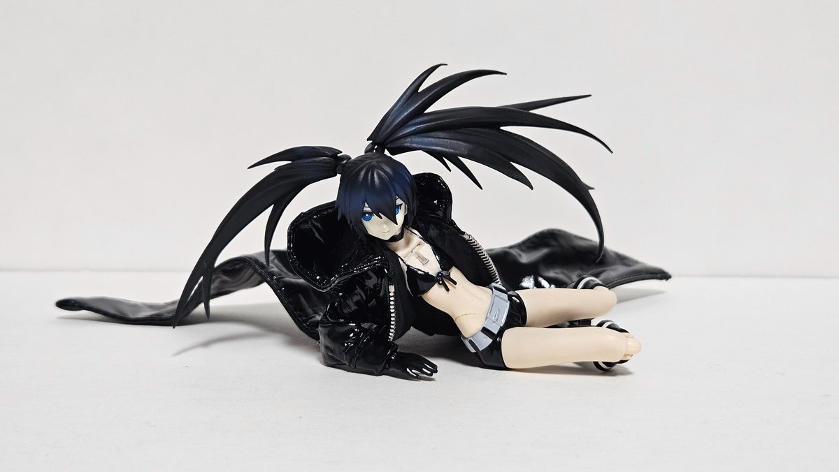 우레폭탄 tweet media