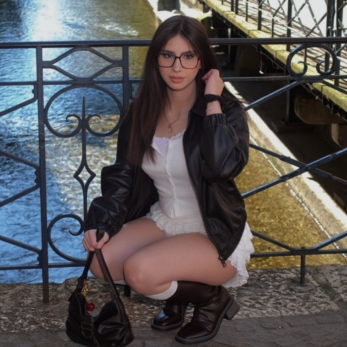 Zyra742 // Celeb_influ_pics tweet media