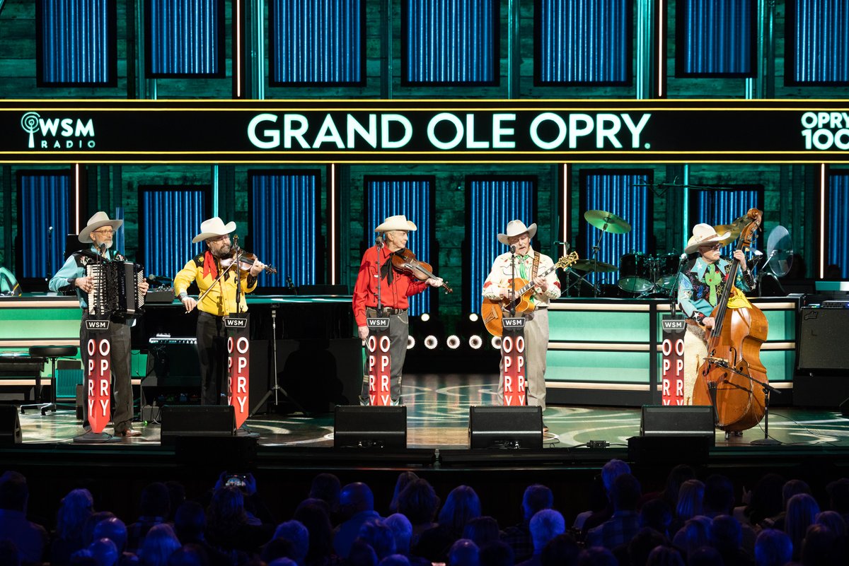 Grand Ole Opry tweet media