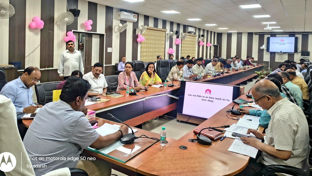 DM Sitapur tweet media