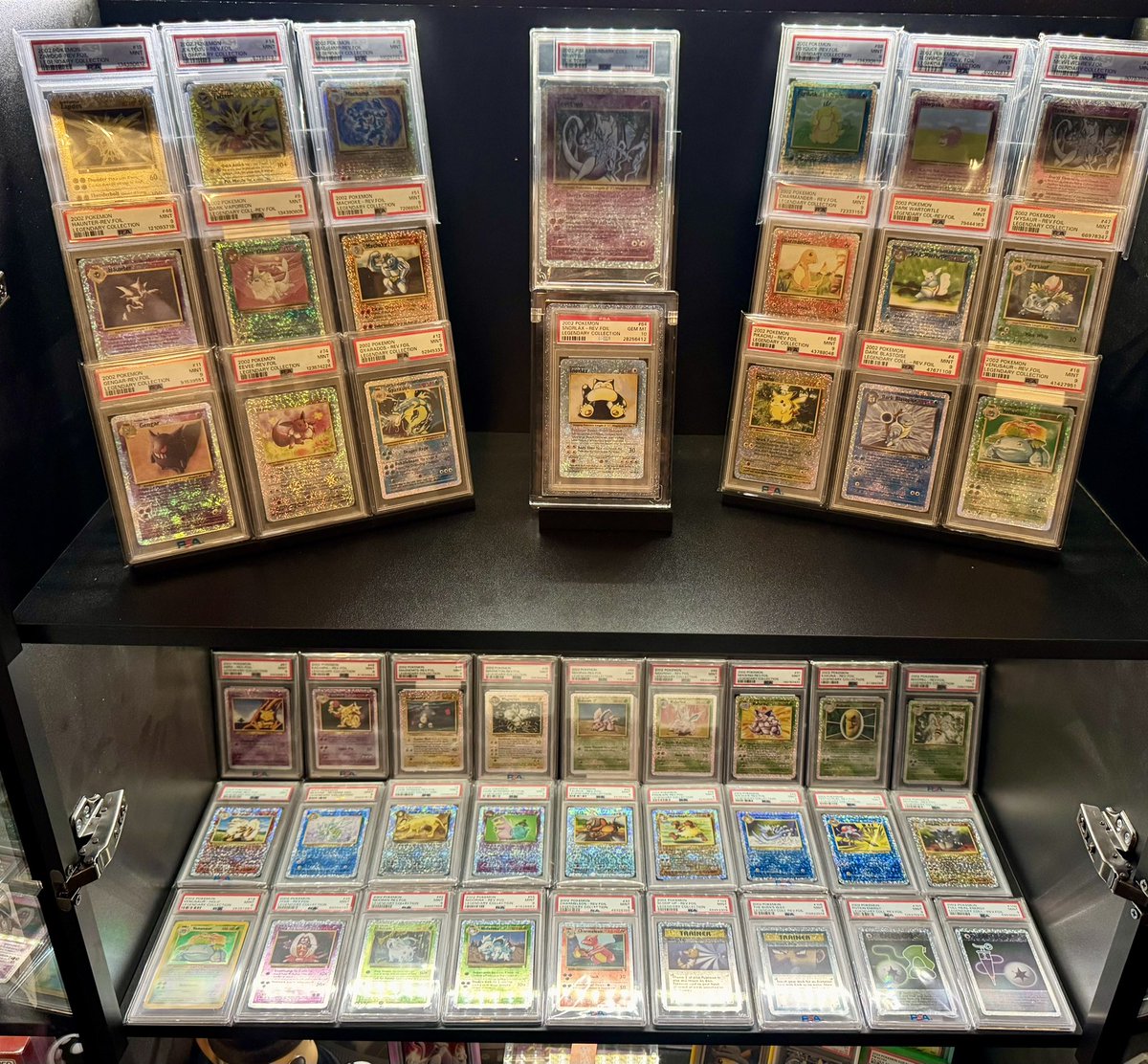 UNCLE 🏴‍☠️ EDDIE 🫵😹 tweet media