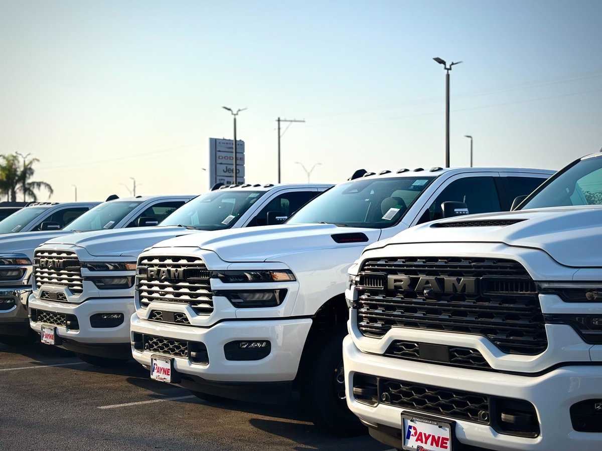 EdPayneCDJR's tweet image. Built for more than just the road 😤💪
Line ‘em up… Heavy-duty strength, serious capability—these don’t just look good, they get the job DONE 🔥

Which one you taking? 👀
 paynedodgechrysler.com/inventory/new-…

#PayneAutoGroup #RAM2500 #HeavyDuty #TruckLife #BuiltToWork #RGV #RioGrandeValley