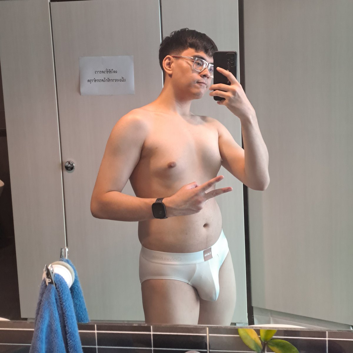 สิบ 😥 tweet media