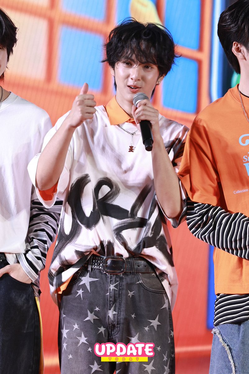 UPDATE TODAY tweet media