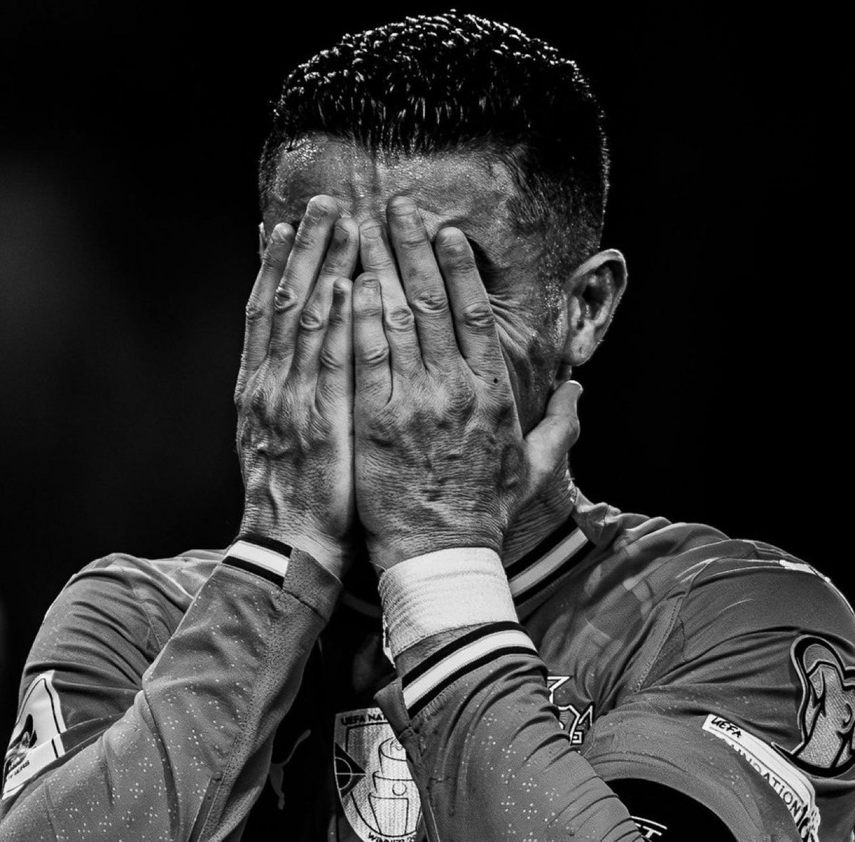 Arielipillo tweet media